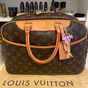 Louis Vuitton Deauville